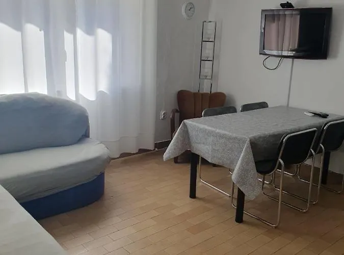 Sandra Apartment *